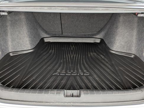 Used 2020 Honda Accord Touring image 20