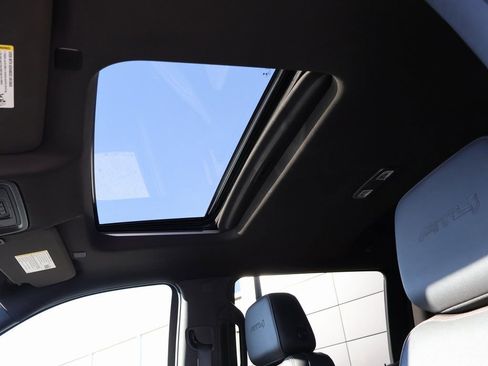 Used 2020 GMC Sierra 1500 AT4 image 25