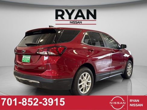 Used 2024 Chevrolet Equinox LT image 17