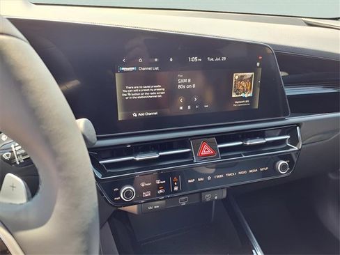 New 2025 Kia Niro SX image 8