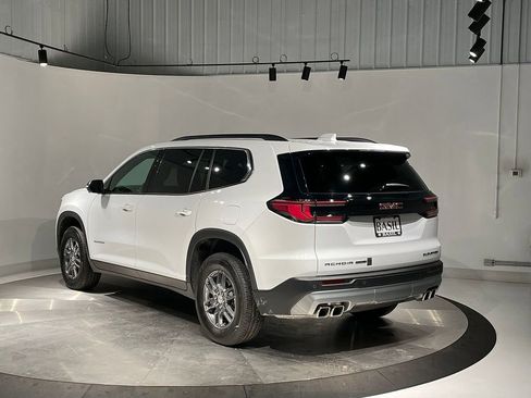 Certified 2025 GMC Acadia Elevation image 14
