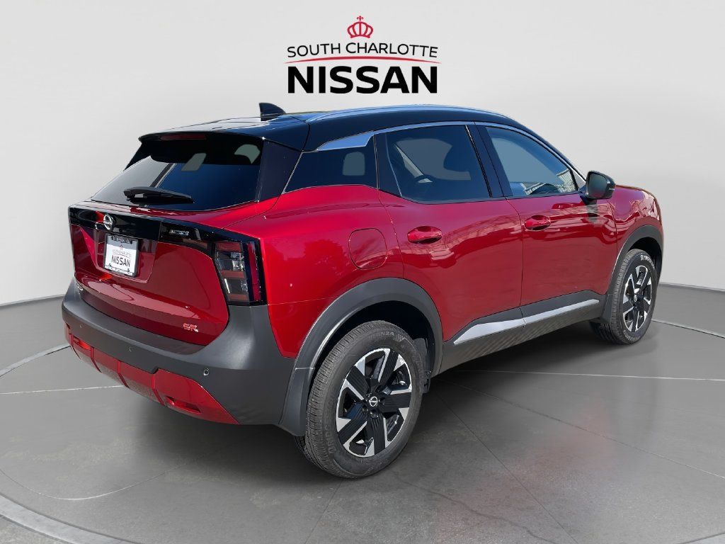 Used 2025 Nissan Kicks SR FWD image 6