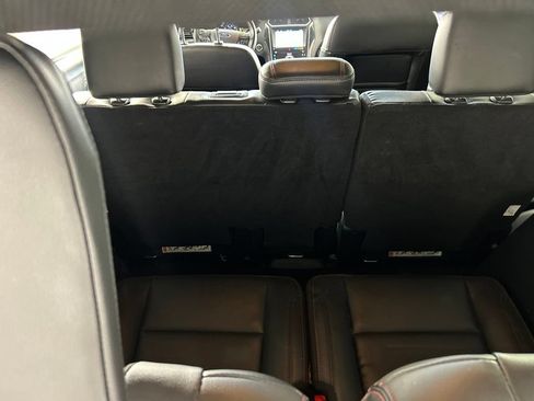 Used 2019 Ford Explorer Sport AWD/4WD image 32