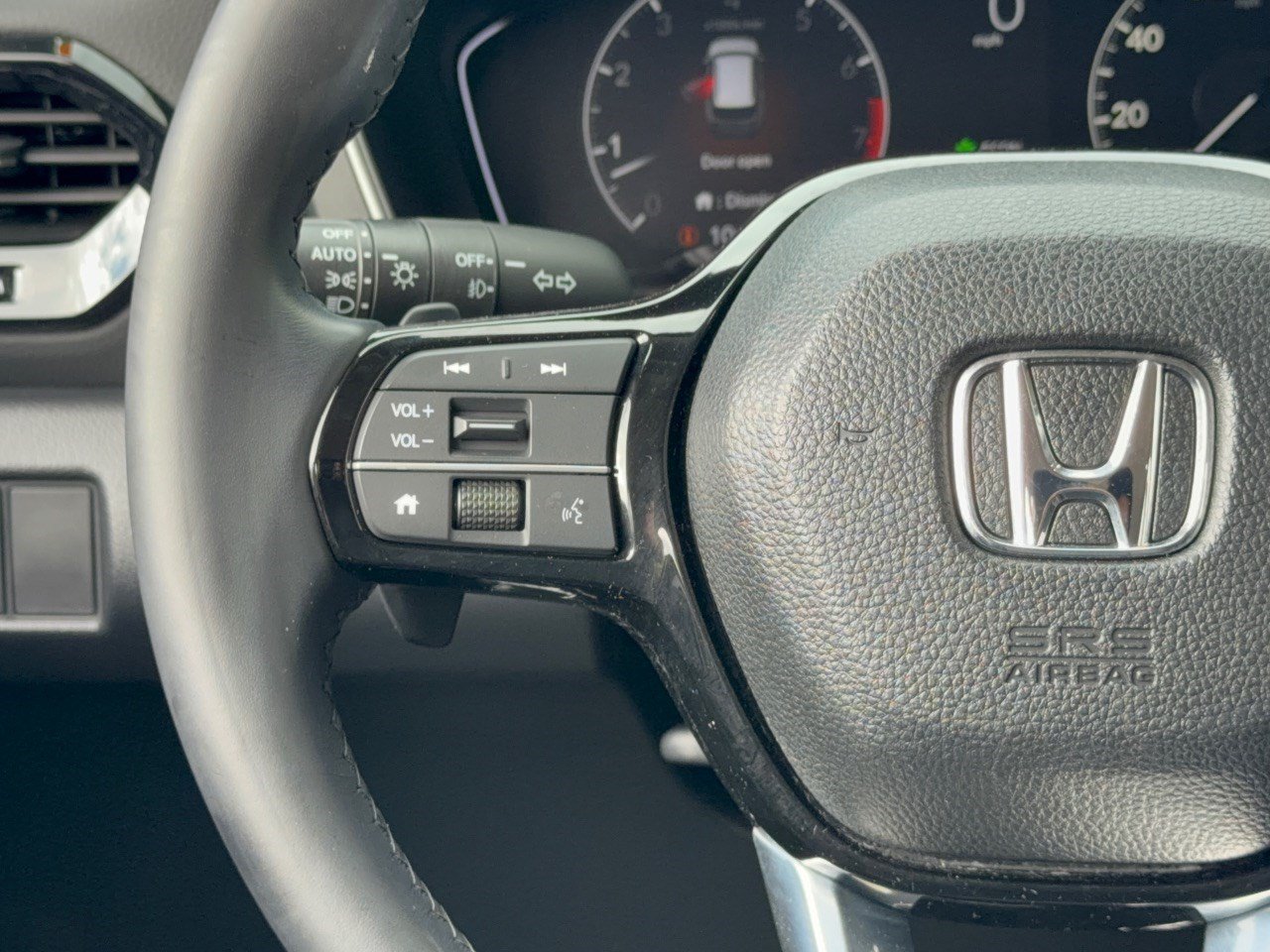 Used 2024 Honda Pilot EX-L image 18