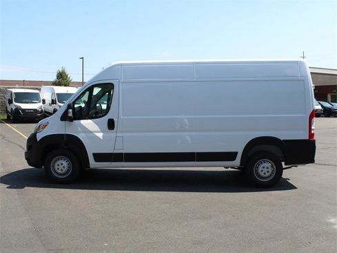 New 2025 RAM ProMaster 3500 w/ Power Group image 15
