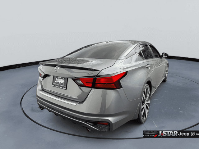 Used 2021 Nissan Altima 2.5 SR w/ SR Premium Package FWD image 5