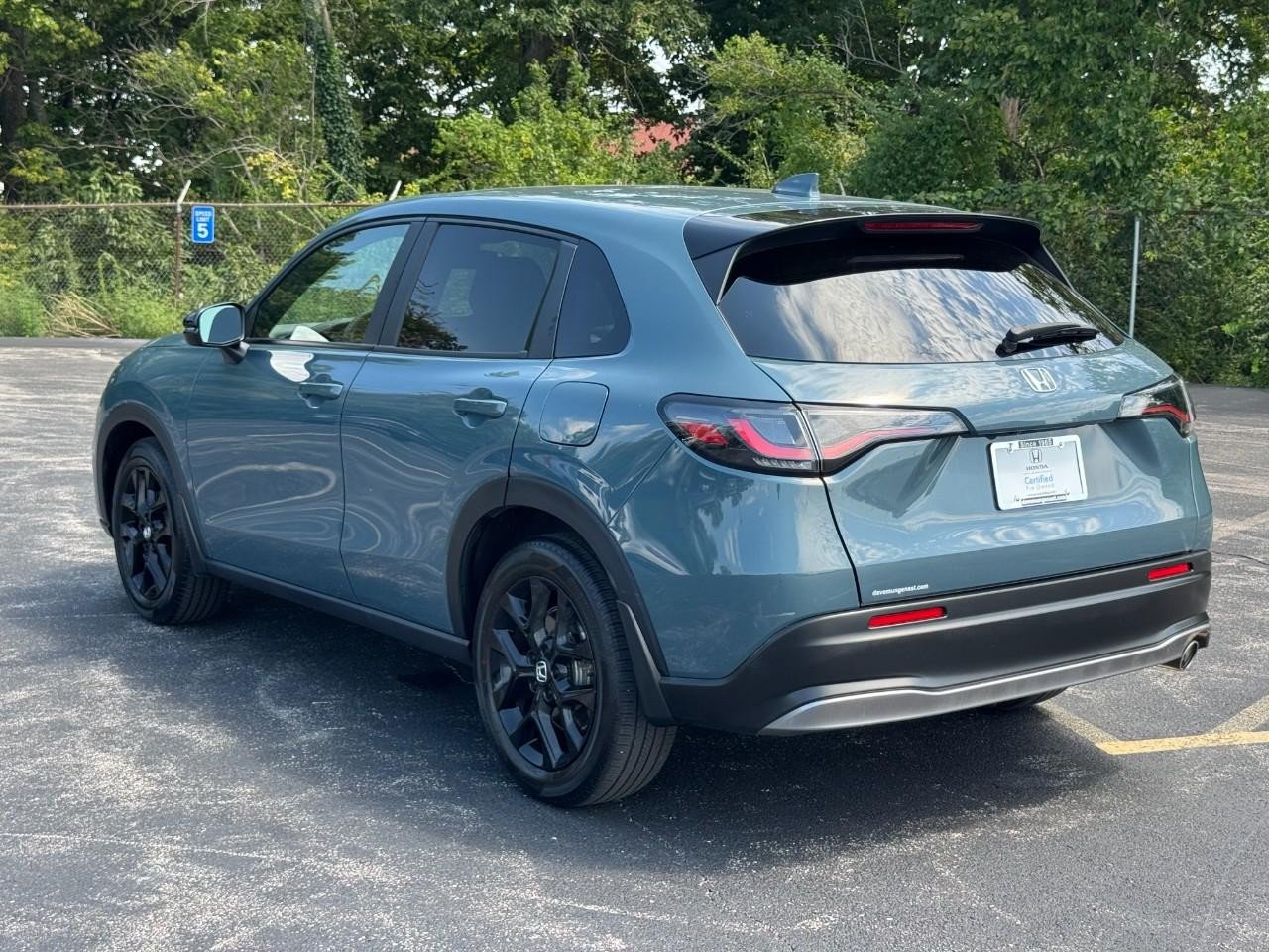 Certified 2025 Honda HR-V Sport image 7