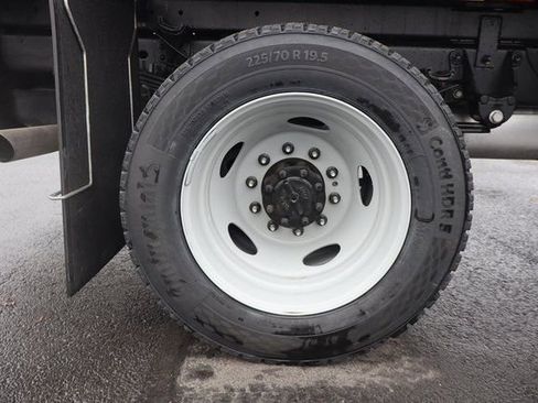 New 2026 Ford F550 4x4 Supercab Super Duty image 14