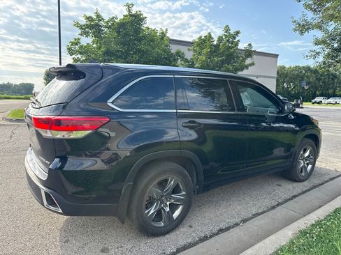 Used 2018 Toyota Highlander Limited Platinum AWD/4WD image 5