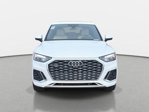 Used 2021 Audi Q5 2.0T Premium Plus w/ Premium Plus Package image 2