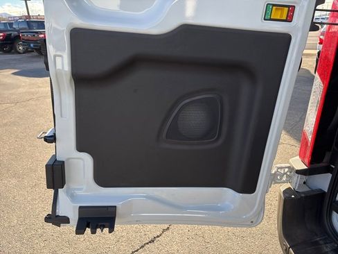 Used 2025 Ford Transit 250 148 Medium Roof Extended AWD image 29