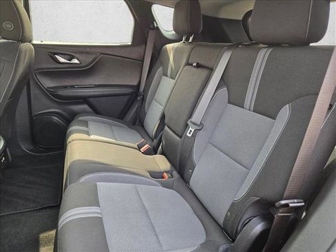 Used 2025 Chevrolet Blazer LT AWD/4WD image 18