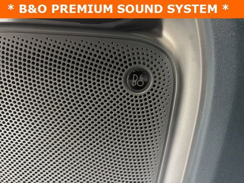 New 2025 Ford Maverick Lariat w/ Black Appearance Package image 27