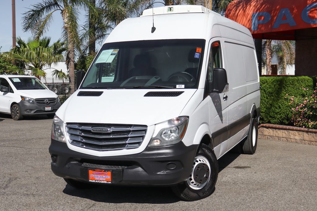 Used 2016 Freightliner Sprinter 3500 w/ High Idle Fixed Package RWD image 4