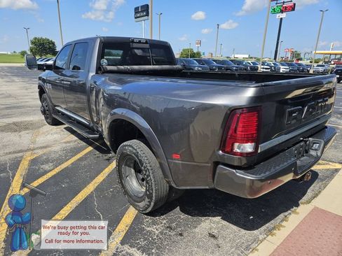 Used 2018 RAM 3500 Laramie Longhorn AWD/4WD image 3