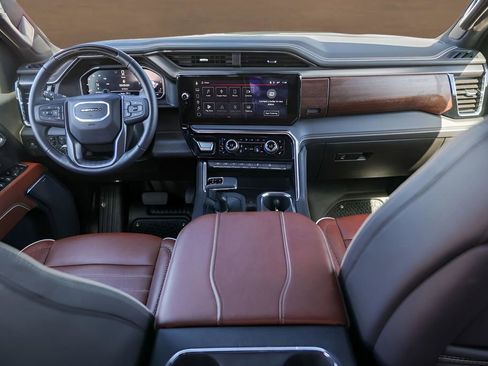 Used 2025 GMC Sierra 1500 Denali Ultimate image 25