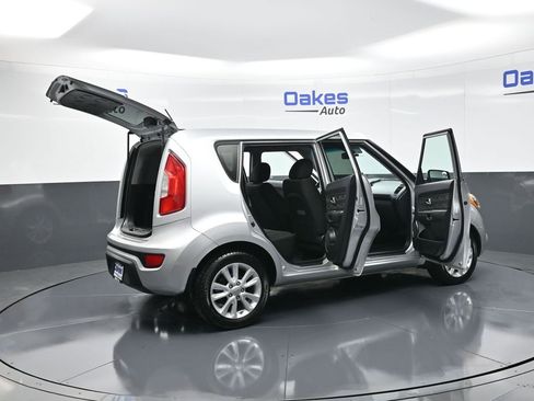 Used 2013 Kia Soul + image 50