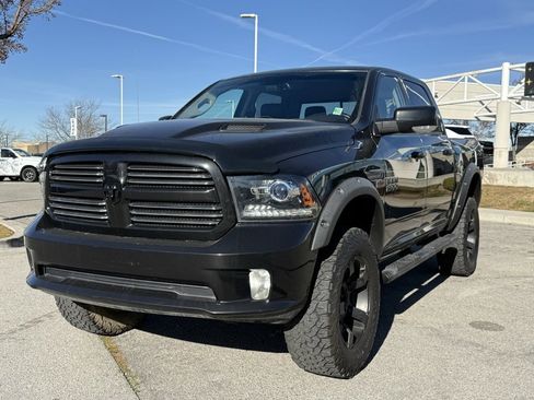 Used 2017 RAM 1500 Sport w/ Black Ram 1500 Sport Group image 3