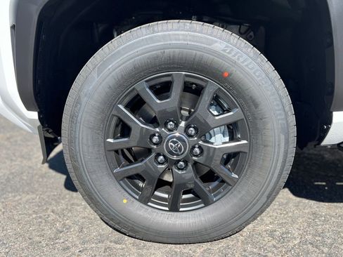 New 2026 Toyota 4Runner SR5 image 6