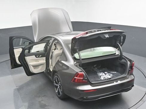 Used 2025 Volvo S60 B5 Plus w/ Protection Package Premier image 45