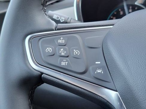Used 2024 Chevrolet Equinox LT w/ LPO, Floor Liner Package FWD image 20