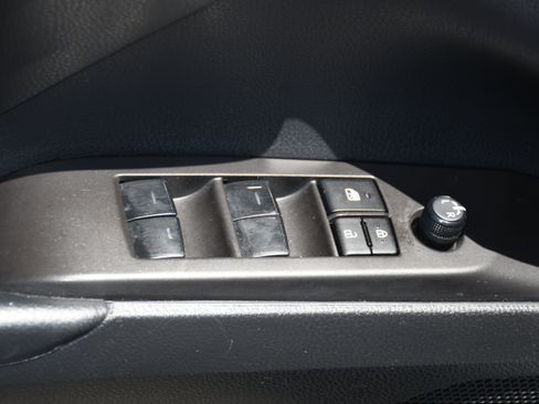 Certified 2023 Toyota Camry SE FWD image 10