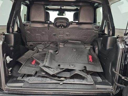 Used 2020 Jeep Wrangler Unlimited Rubicon AWD/4WD image 14
