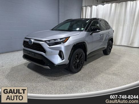Used 2023 Toyota RAV4 XSE image 4