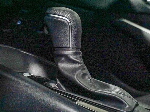 Certified 2025 Toyota Corolla SE w/ SE Premium Package FWD image 22