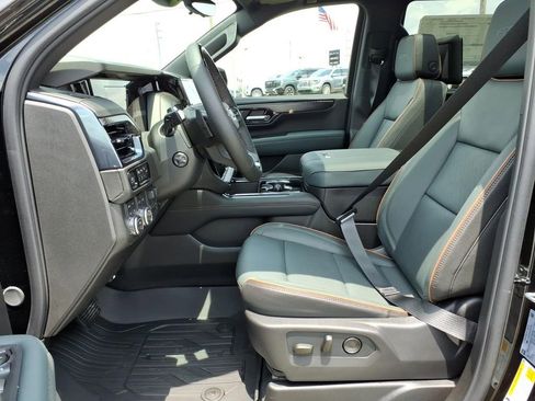 New 2026 GMC Yukon AT4 w/ AT4 Premium Plus Package AWD/4WD image 11