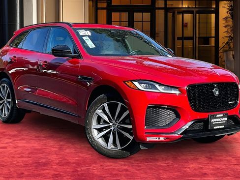 Used 2024 Jaguar F-PACE R-Dynamic S image 11