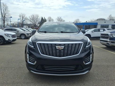 Used 2023 Cadillac XT5 Premium Luxury AWD/4WD image 2