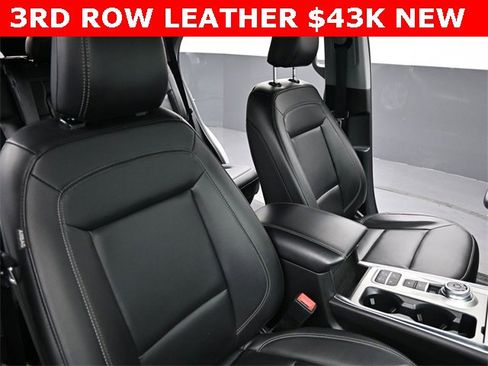 Used 2024 Ford Explorer XLT w/ Equipment Group 202A image 26