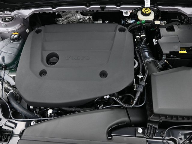 New 2026 Volvo XC40 B5 Plus w/ Protection Package Premier AWD/4WD image 35