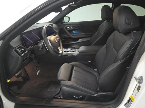 Used 2024 BMW 230i Coupe w/ Premium Package RWD image 2