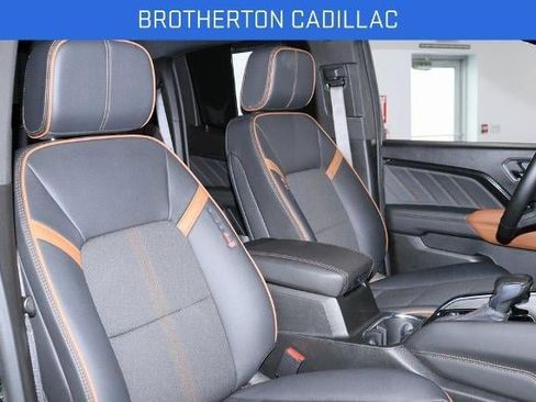 Certified 2025 GMC Canyon AT4 w/ Nightfall Edition image 24