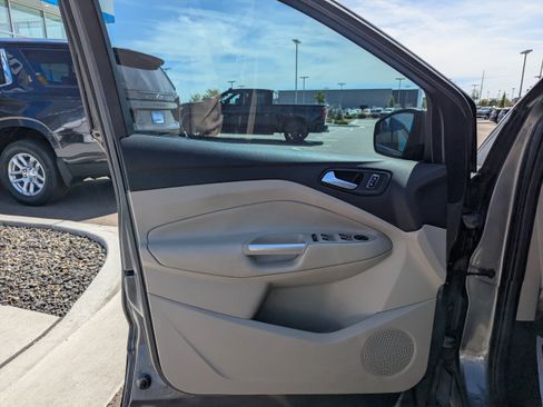 Used 2014 Ford Escape SE w/ Equipment Group 201A AWD/4WD image 10