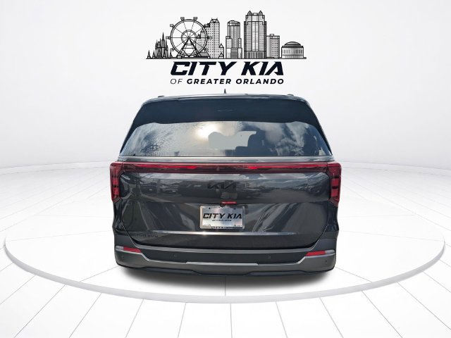 Certified 2026 Kia Carnival SX w/ SX Dark Edition Package FWD image 4