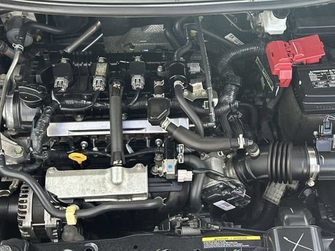 Used 2024 Nissan Versa SR FWD image 32