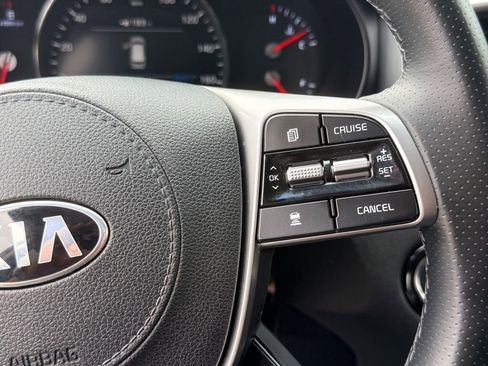 Used 2019 Kia Sorento SX image 30