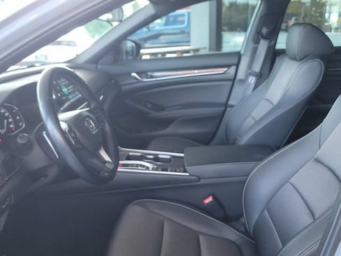 Used 2022 Honda Accord Sport image 9
