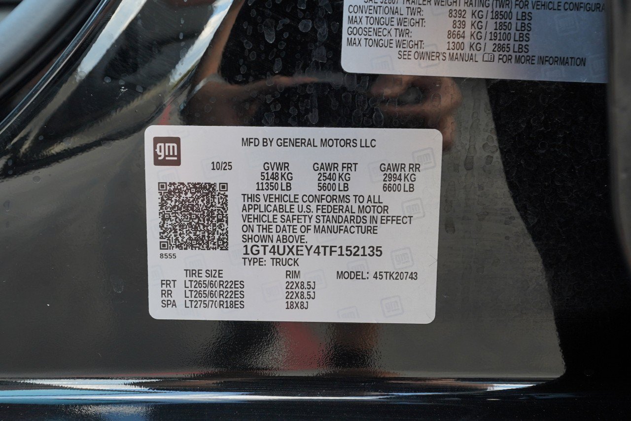 Used 2026 GMC Sierra 2500 Denali Ultimate w/ LPO, GMC Protection Package AWD/4WD image 29