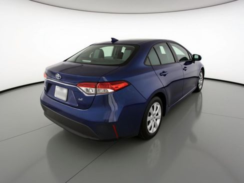 Used 2025 Toyota Corolla LE FWD image 9