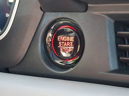 Certified 2023 Honda Pilot Elite image 24