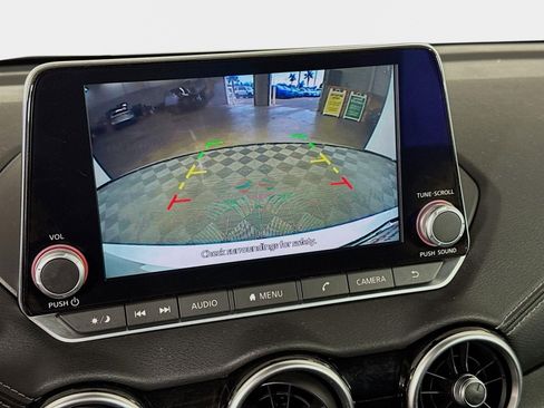 Used 2022 Nissan Sentra SV image 16