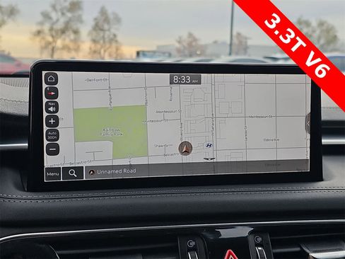 Used 2022 Genesis G70 3.3T image 27