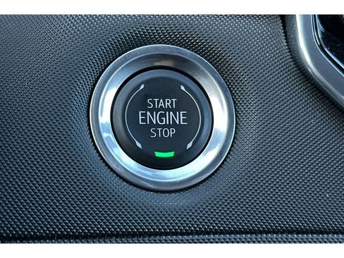 Used 2024 Chevrolet Colorado Z71 w/ Safety Package image 34