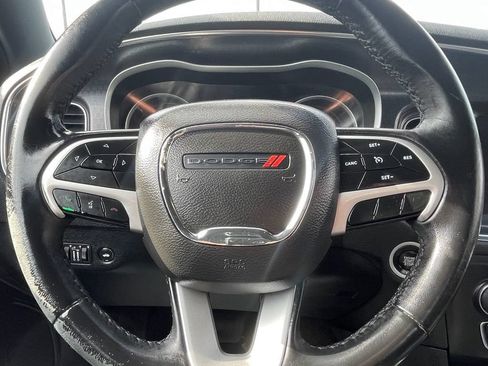 Used 2018 Dodge Charger SXT Plus RWD image 15