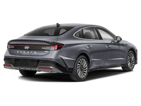 Used 2025 Hyundai Sonata SEL FWD image 2