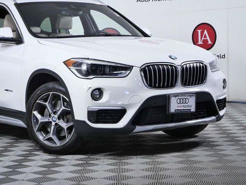 Used 2017 BMW X1 xDrive28i AWD/4WD image 2